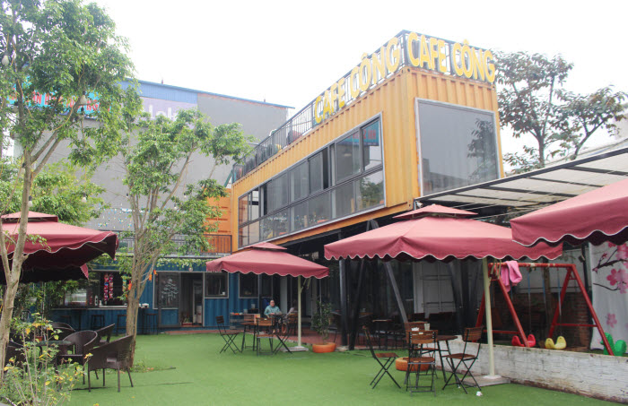 Một quán cafe container được Đỗ Mười Container thiết kế