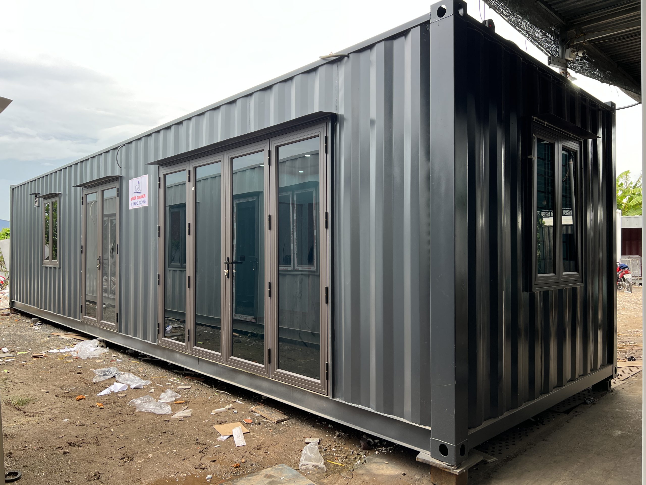 Nhà container nhỏ tiện nghi thực tế dành cho gia đình trẻ