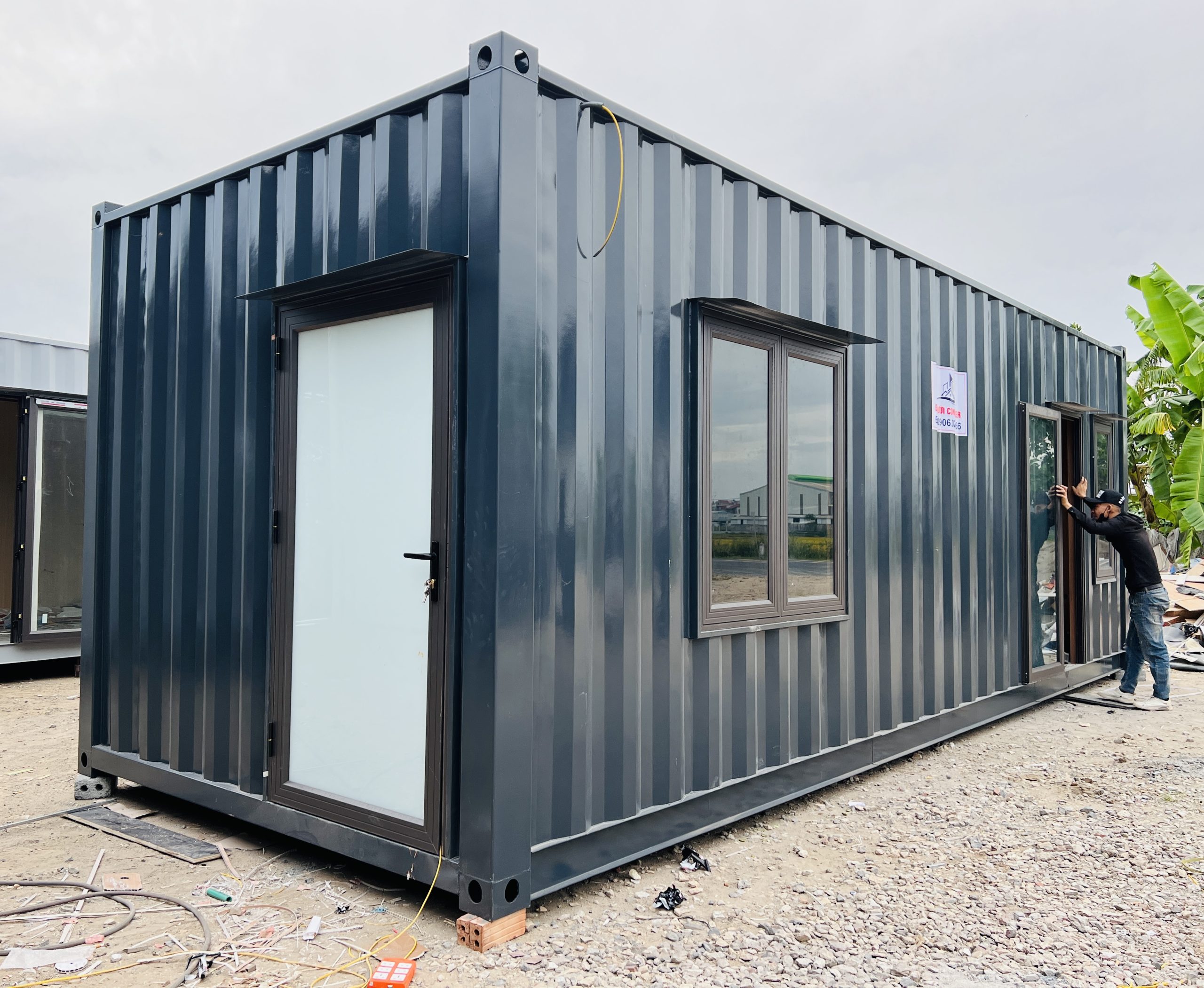 Nhà container nhỏ tiện nghi thực tế dành cho gia đình trẻ