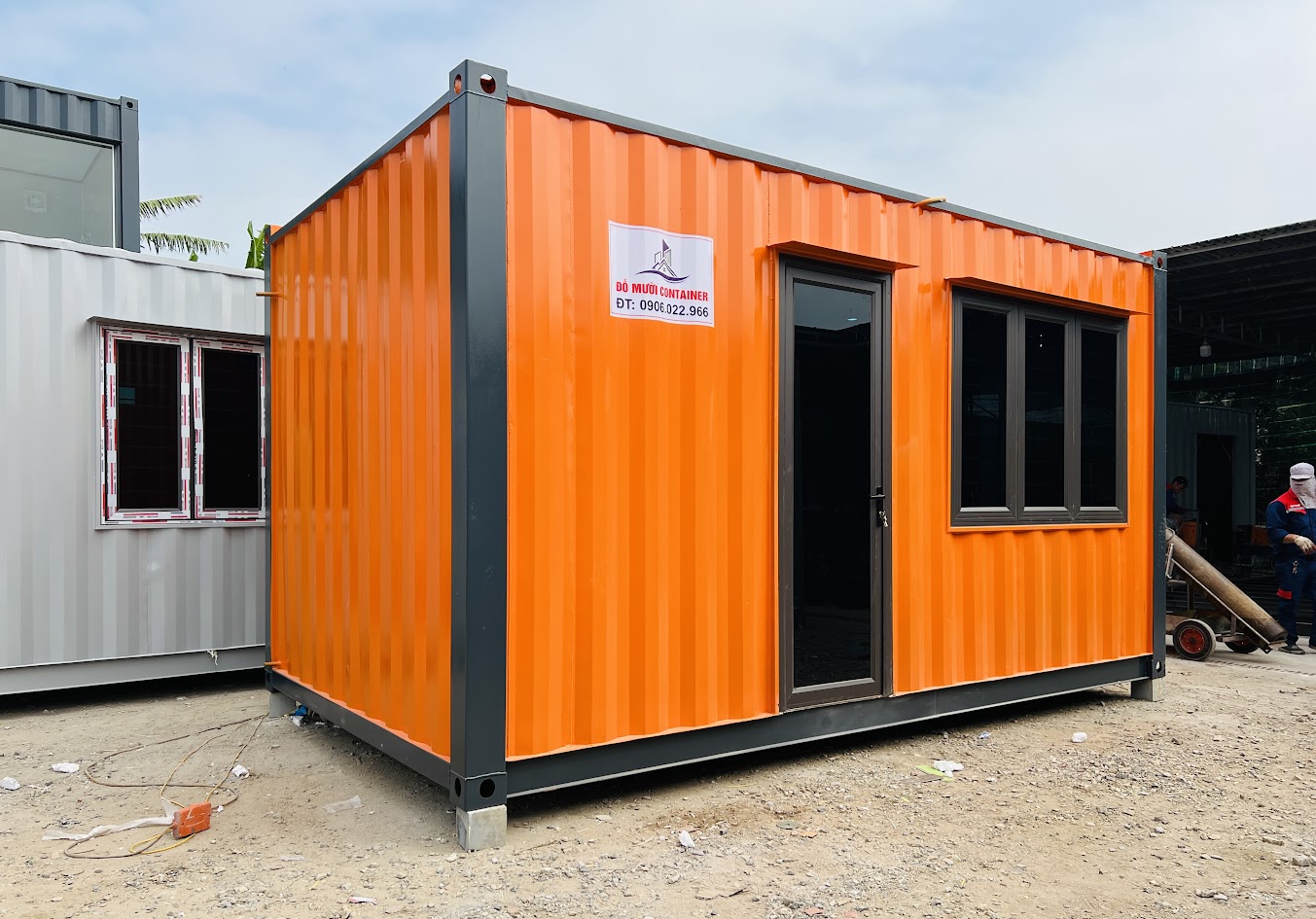 Nhà container nhỏ tiện nghi thực tế dành cho gia đình trẻ